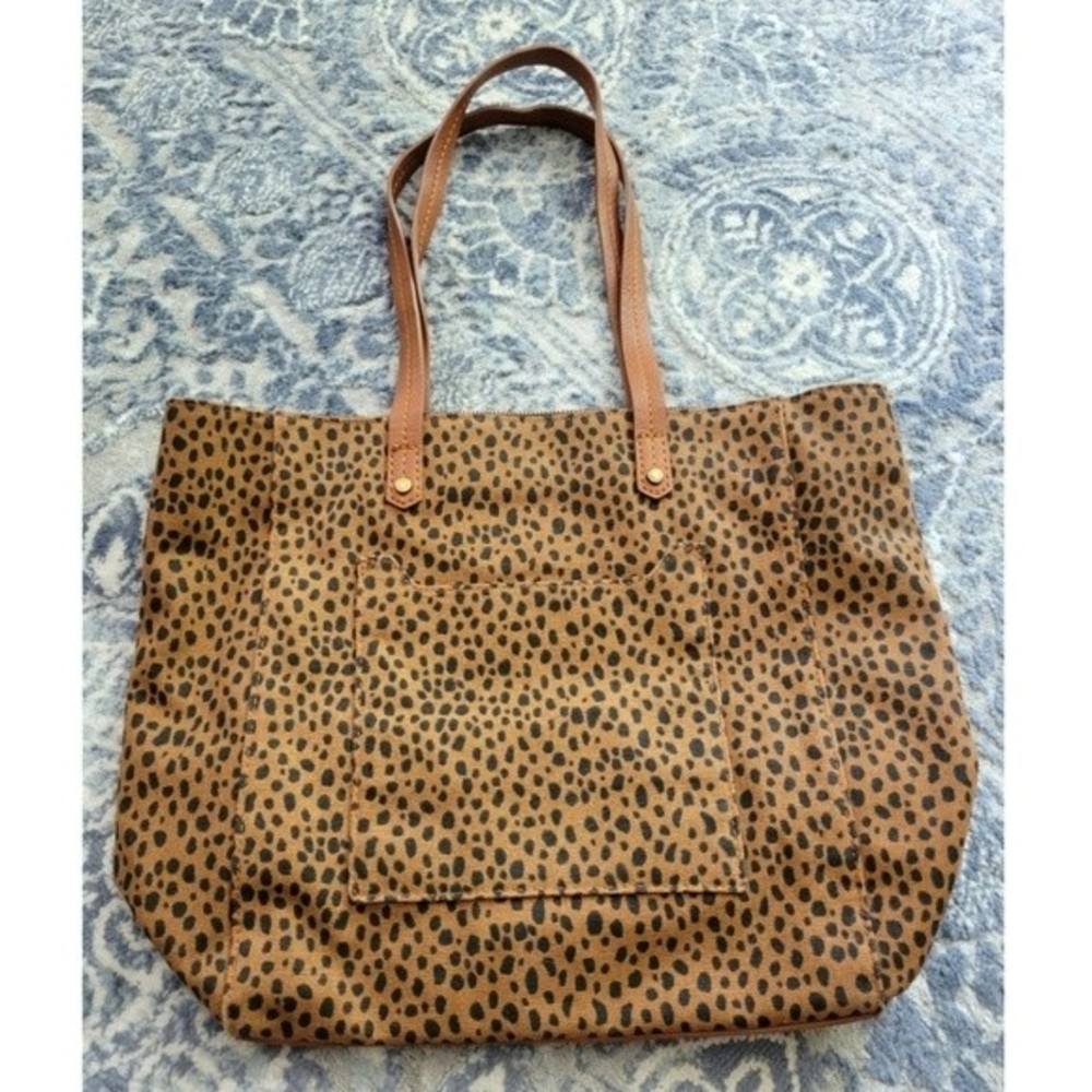 Universal Thread cheetah print handbag